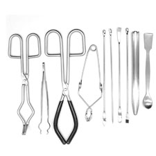 Tongs and forceps